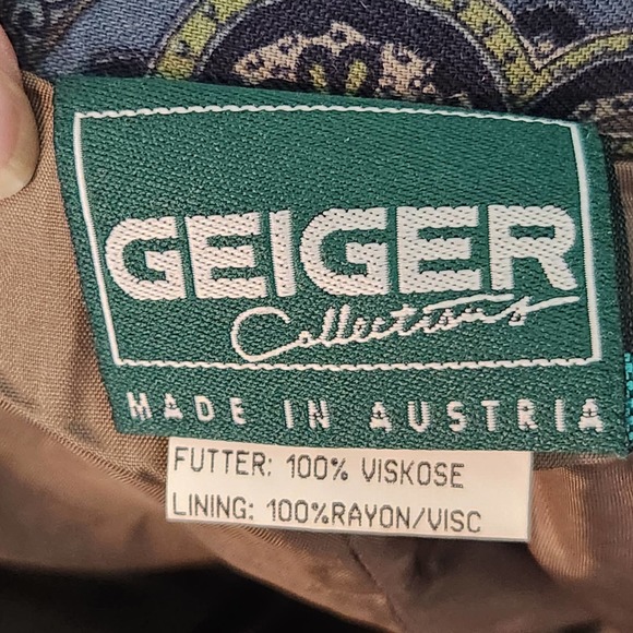 Vintage Geiger Women's Pleated Blue & Green Paisley Maxi Skirt 38 (S) - Picture 9 of 11